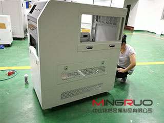 太原光远教育科技创新有限公司加工厂教你如何选择最好的钣金机柜_太原光远教育科技创新有限公司