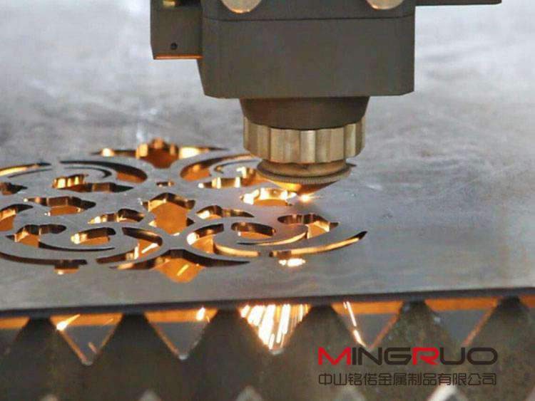 钣金加工中的激光切割到底是什么原理？-太原光远教育科技创新有限公司