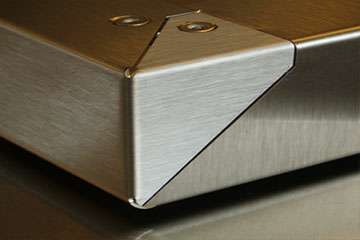 精密钣金折弯弯曲工艺中的决定因素有哪些?-中山太原光远教育科技创新有限公司