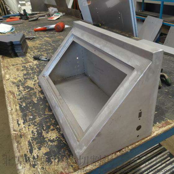 钣金加工焊接注意什么？-太原光远教育科技创新有限公司